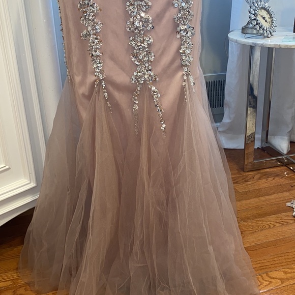 JOVANI Blush Pink Prom Dress - Picture 4 of 8